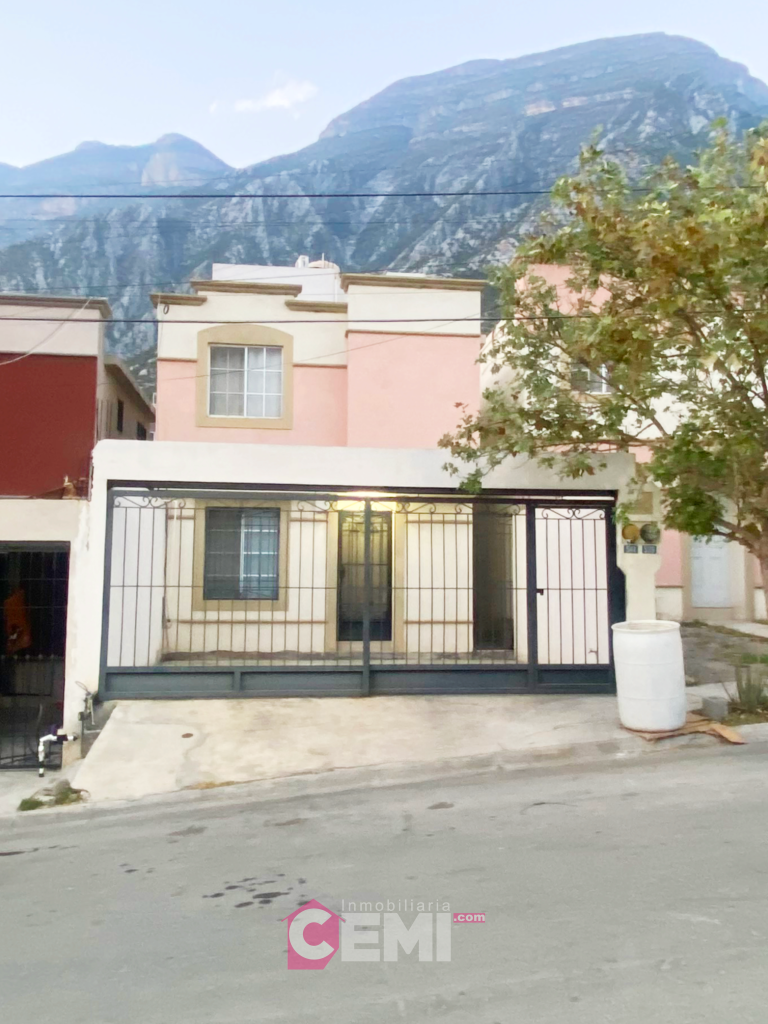 CASA EN RENTA, VILLAS DEL MIRADOR, SANTA CATARINA